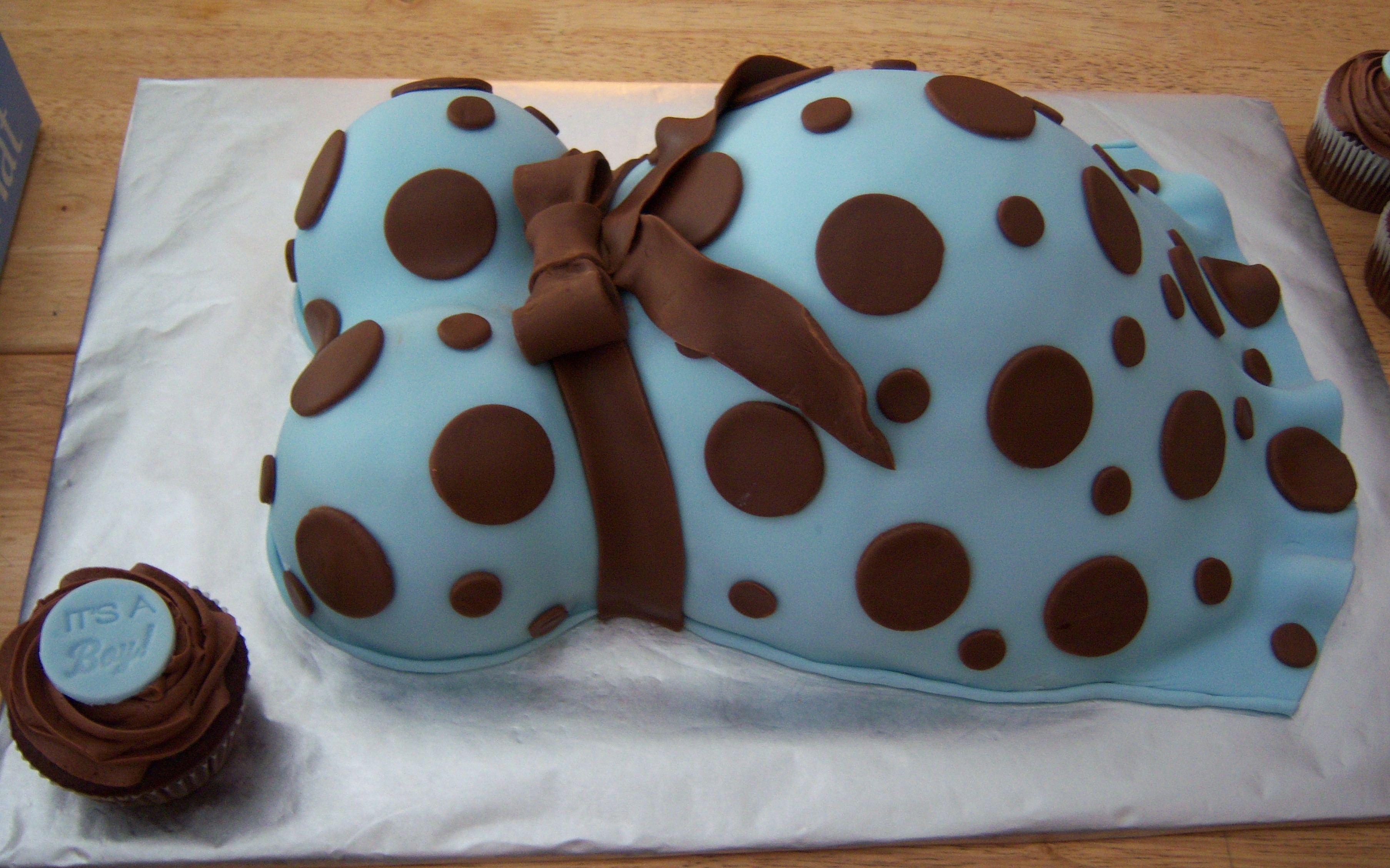 Baby Bump Cake