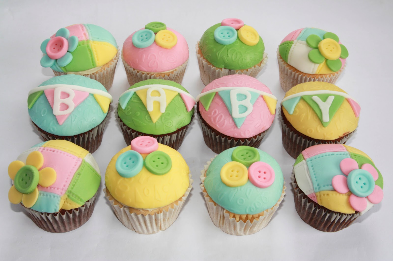 Baby Shower Cupcakes