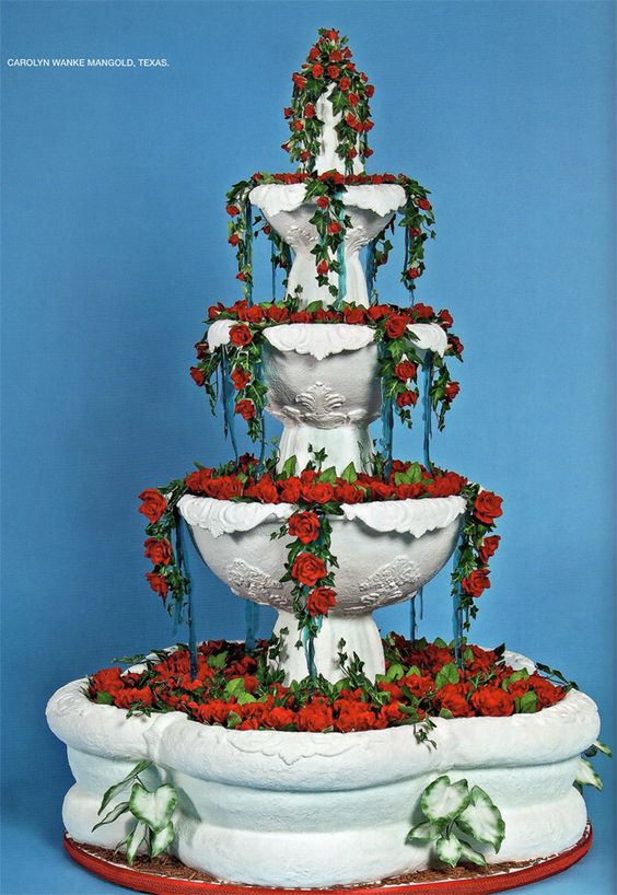 Beautiful Wedding Cakes with Fountains