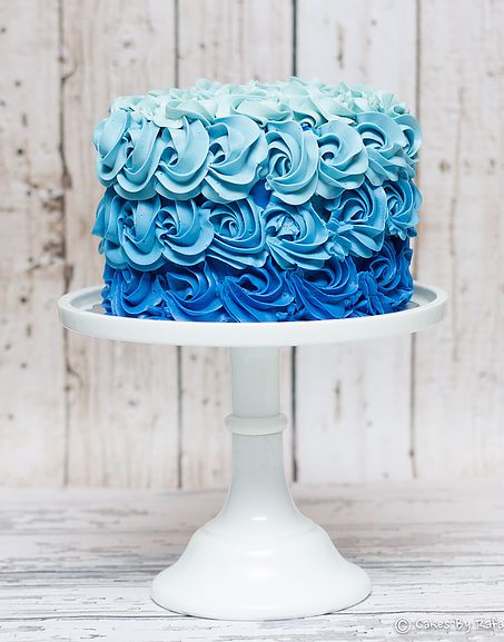 Blue and Pink Ombre Cakes Blue and Pink Ombre Cakes