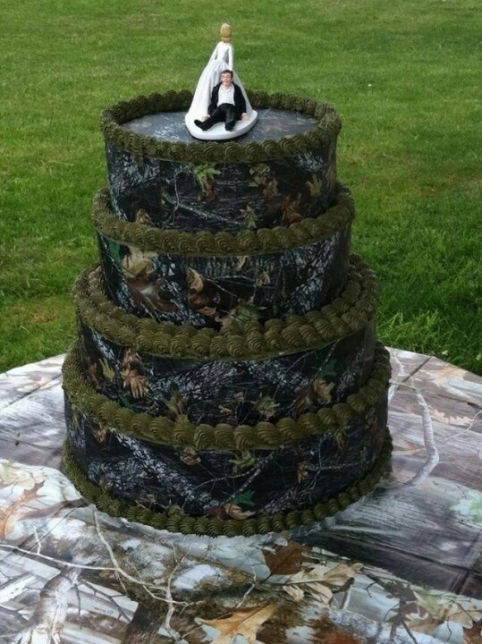 Camouflage Camo Wedding Cake