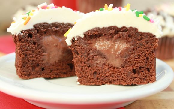 Chocolate Pudding Filled Cupcakes