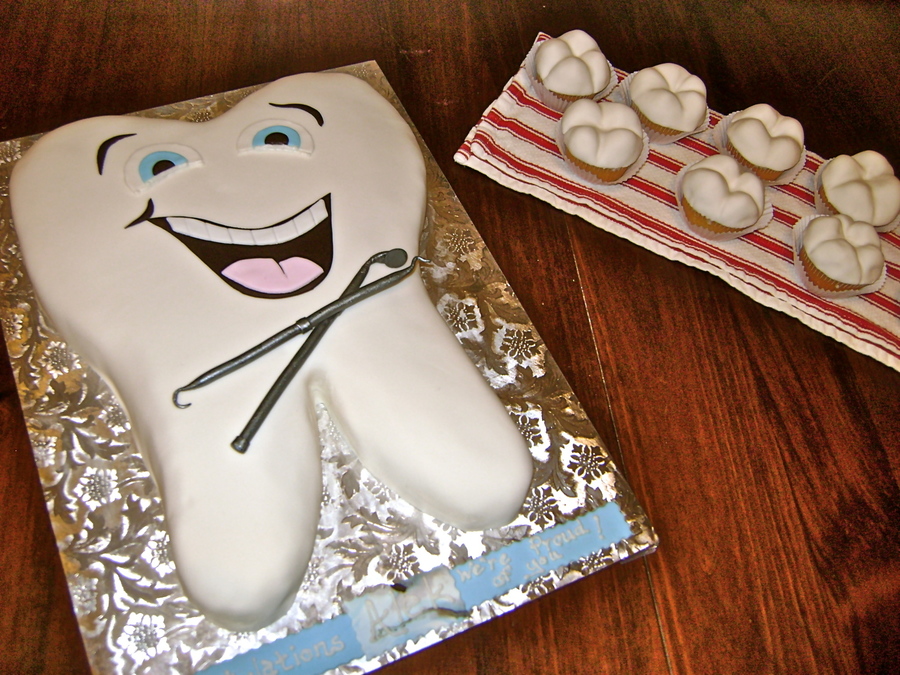 Dental Hygienist Graduation Cake