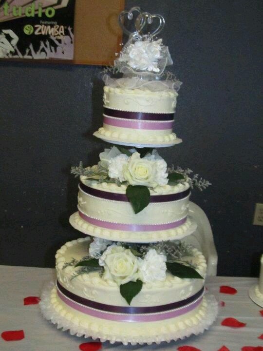 Floating Wedding Cake