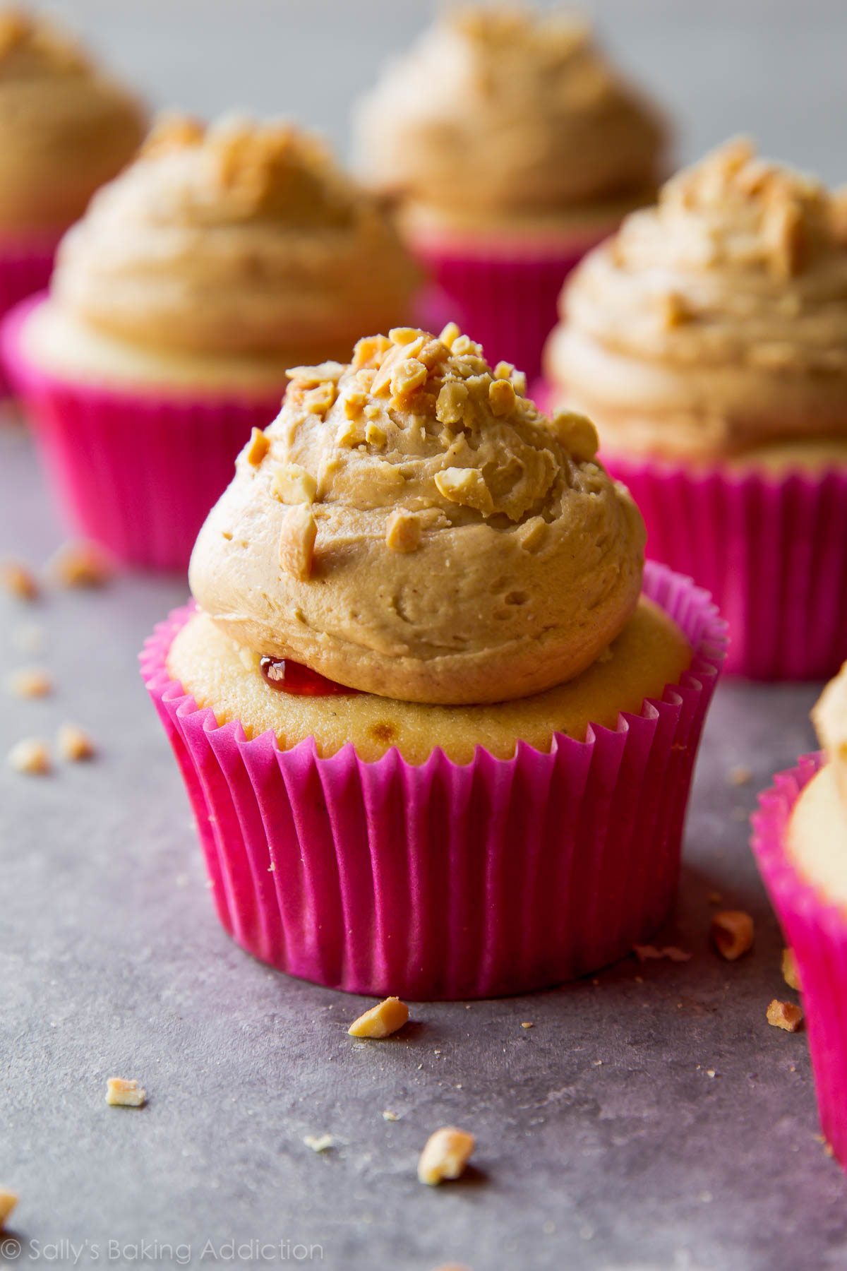 Frosting Cupcakes with Peanut Butter Jelly
