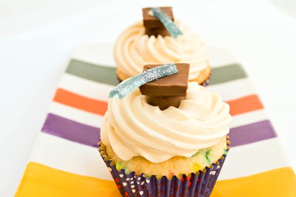 Graduation Cap Cupcakes