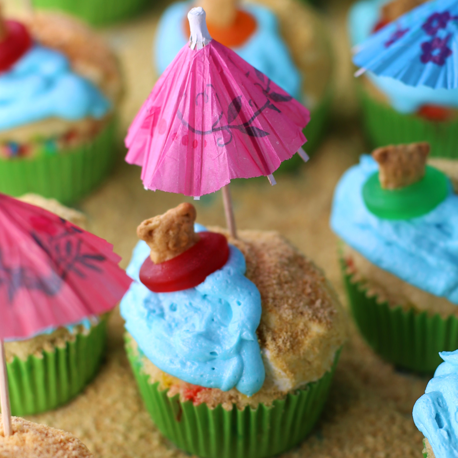 Hawaiian Luau Cupcakes Recipes