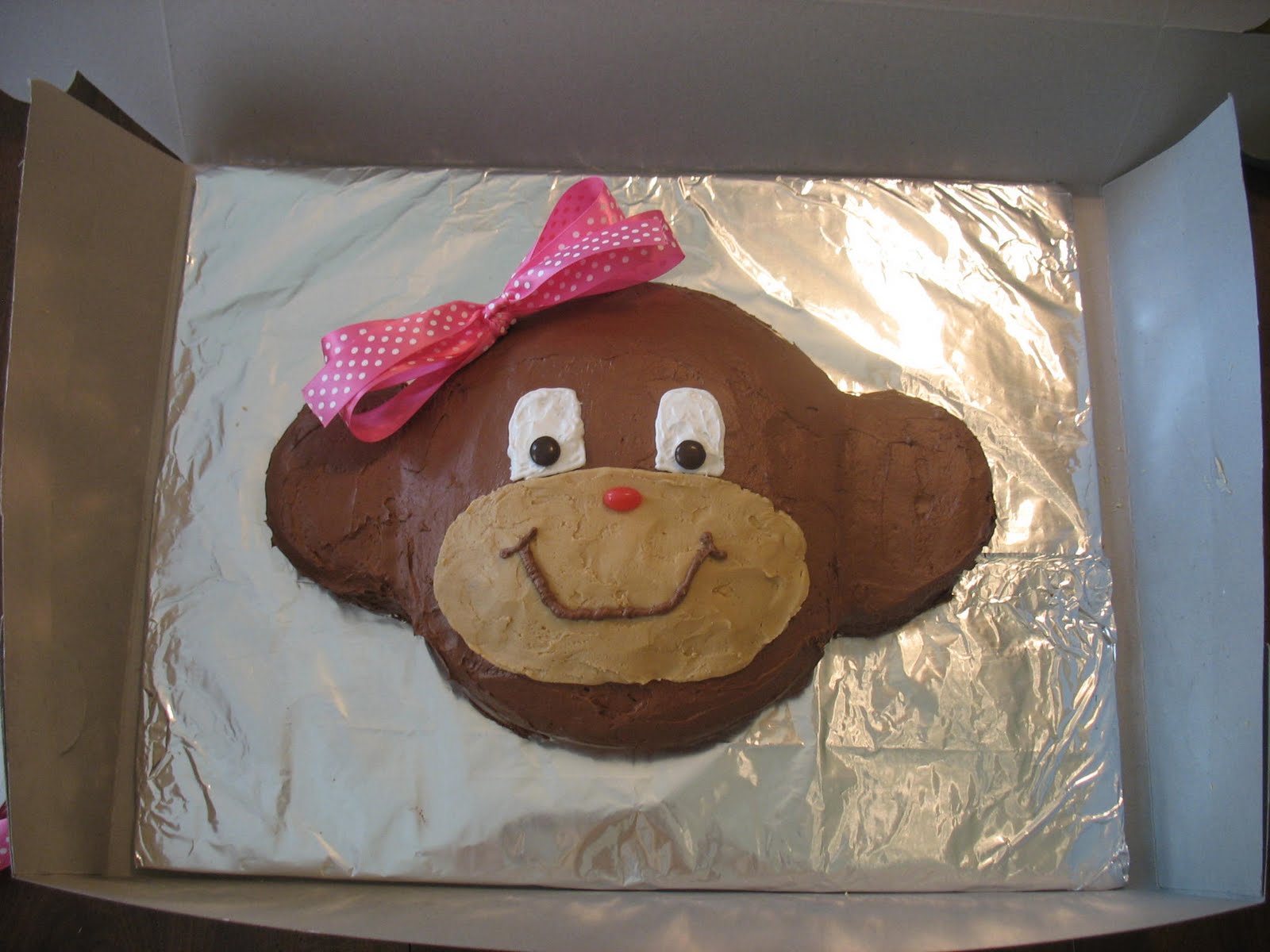 How to Make a Monkey Birthday Cake