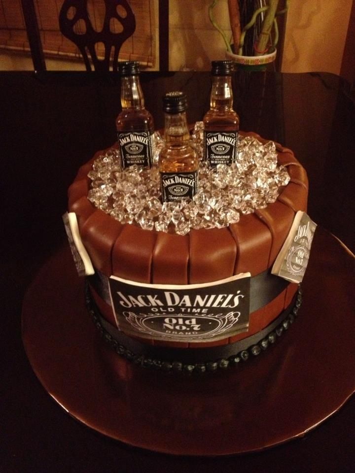 Jack Daniel's Happy Birthday Cake