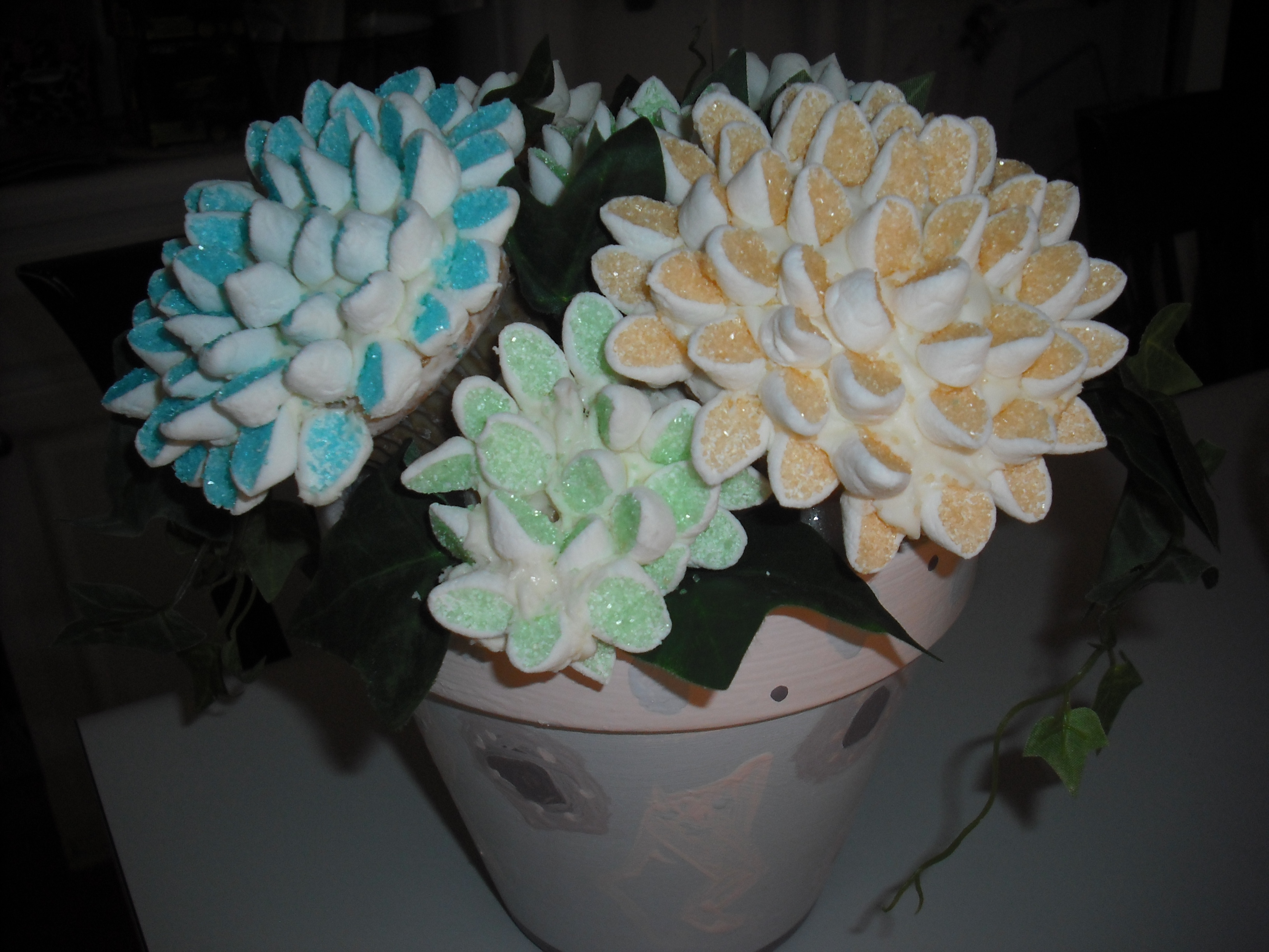 Marshmallow Flower Cupcakes