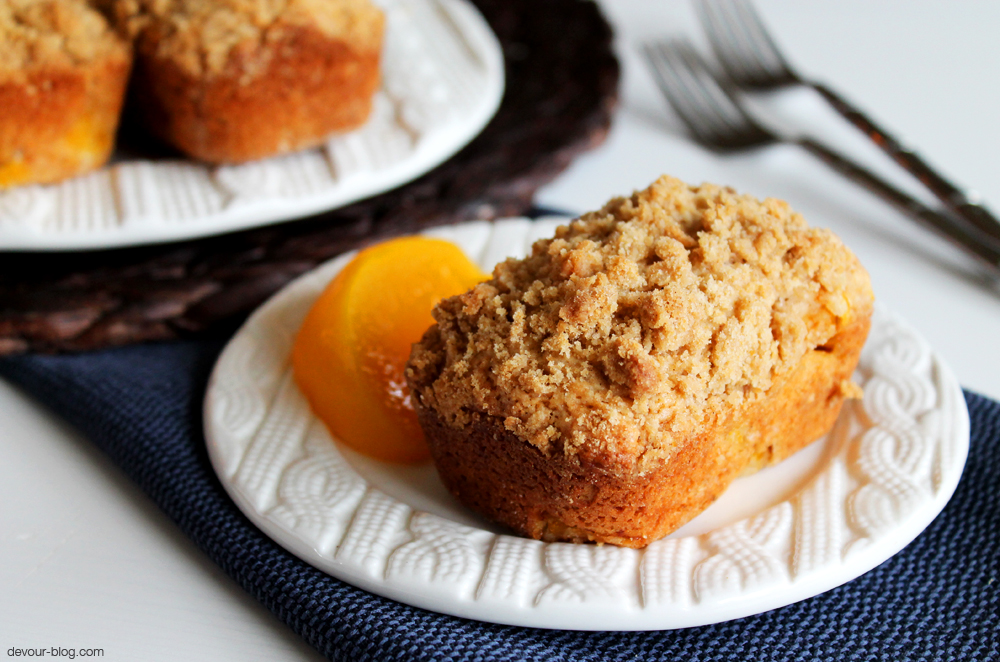 Mini Peach Cobbler Loaves