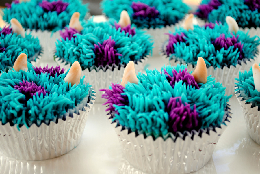 Monsters Inc Sulley Cupcakes