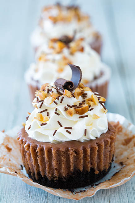 Nutella Cheesecake Cupcakes