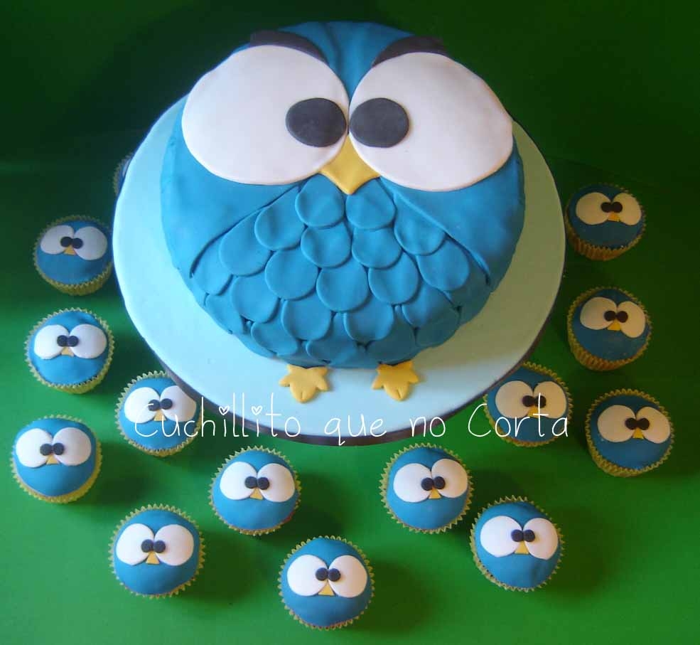 Owl Cake and Cupcakes