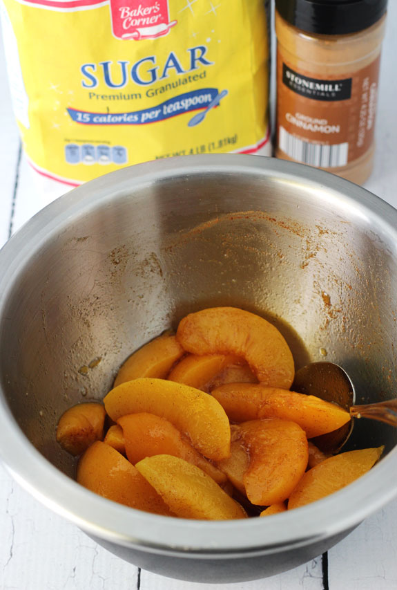 Peach Cobbler Cupcakes