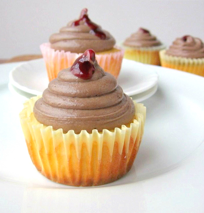 Peanut Butter and Jelly Cupcakes