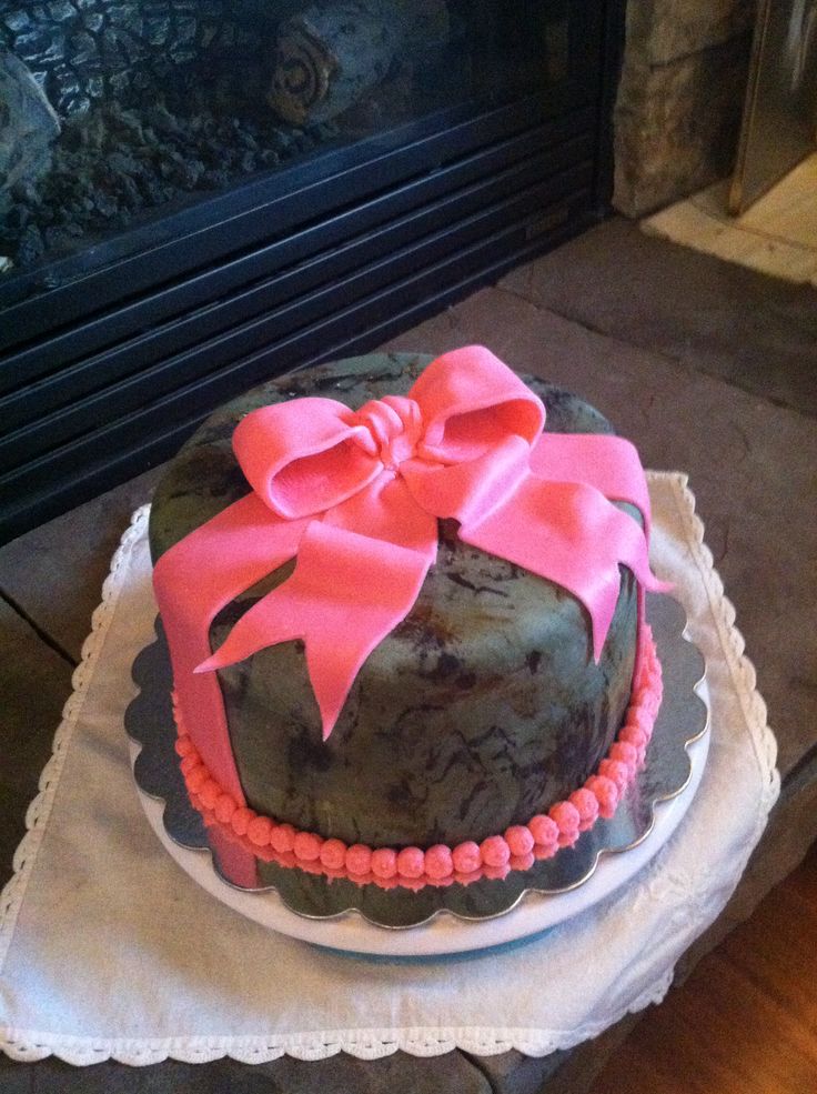 Pink Camo Fondant Cake