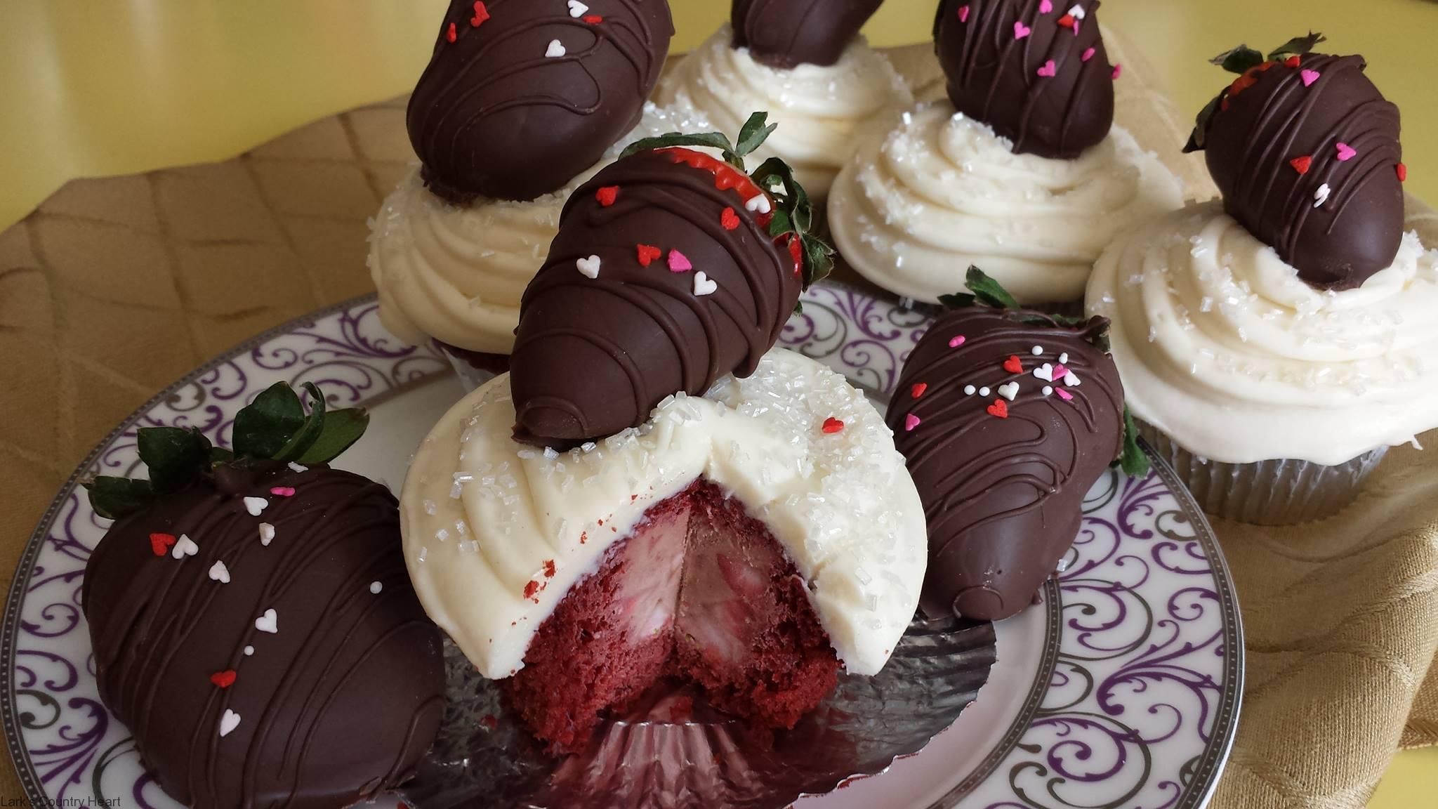 Red Velvet Cupcakes with Chocolate Filling