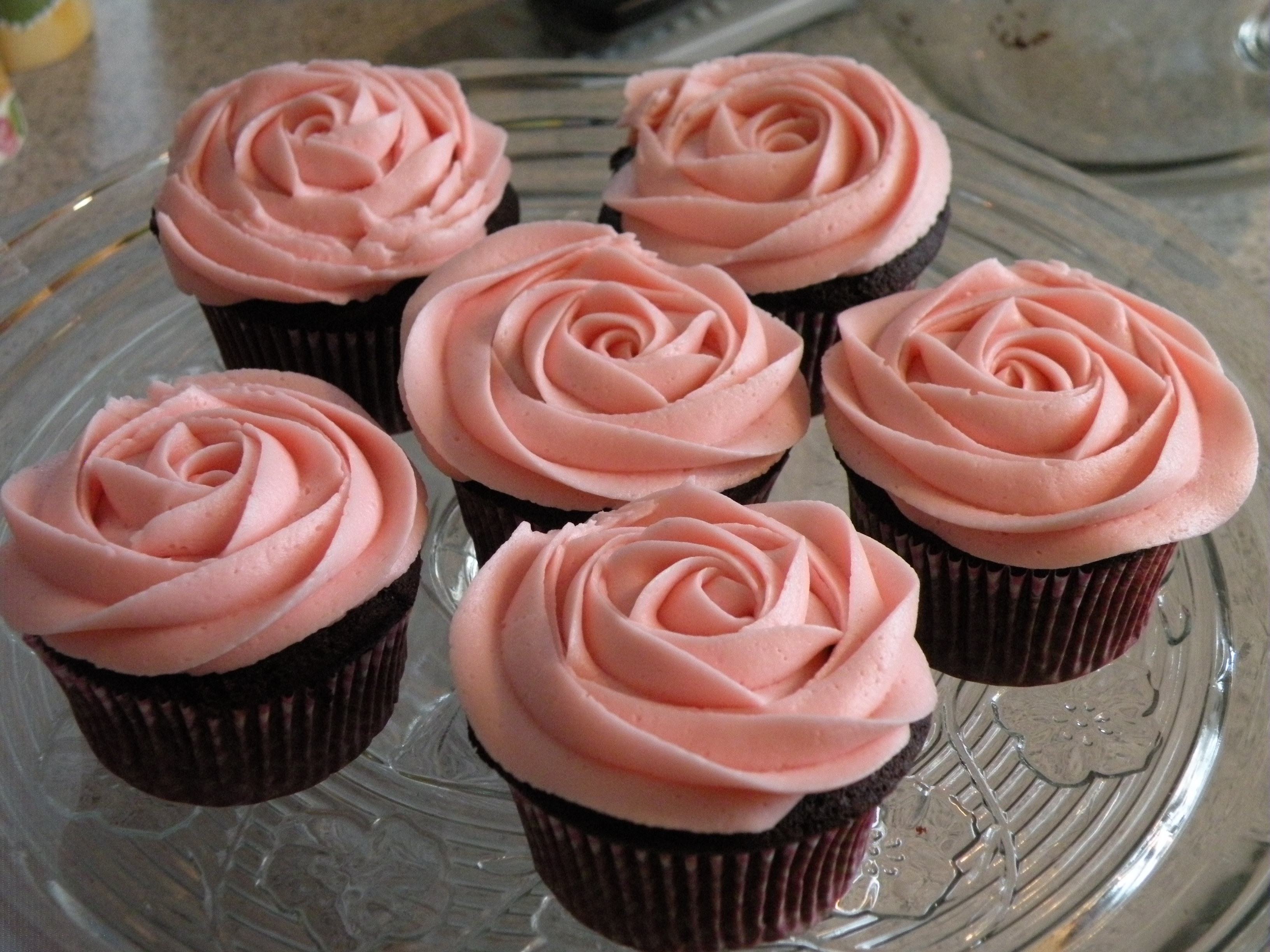Rose Cupcakes with Icing