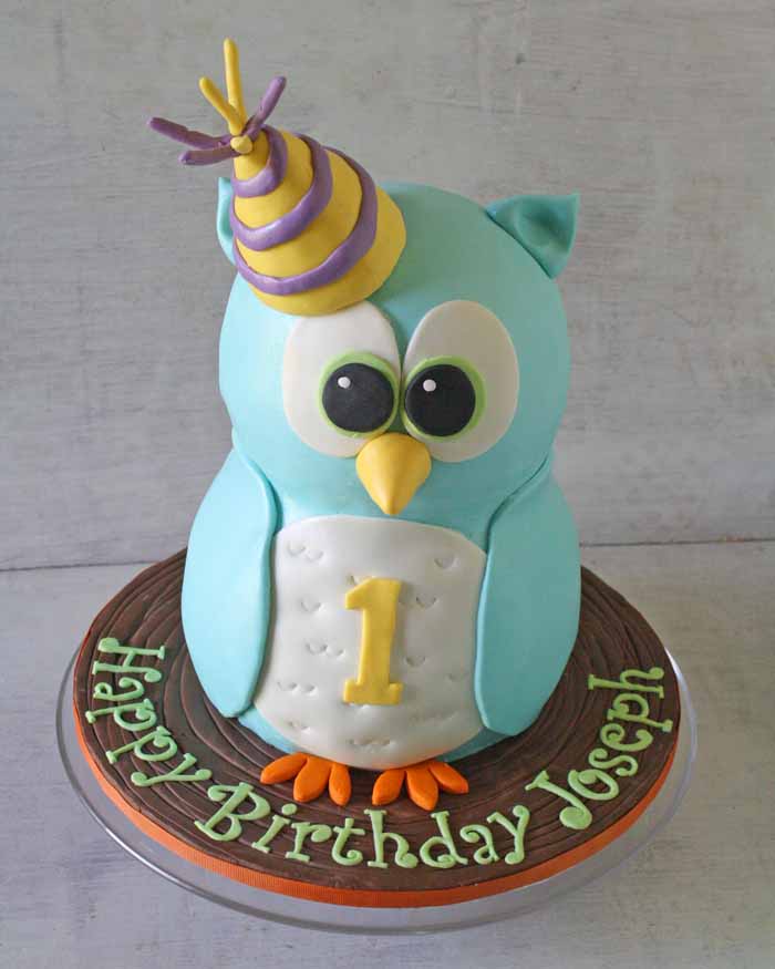 Standing Owl Cake Tutorial