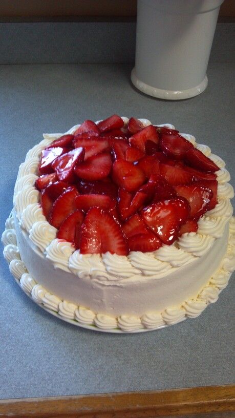 Strawberry Cake with Cream Cheese Filling