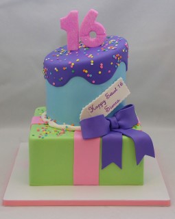 Sweet 16 Gift Box Cake
