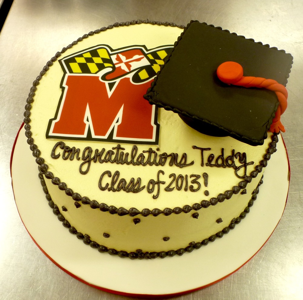 University Graduation Cake