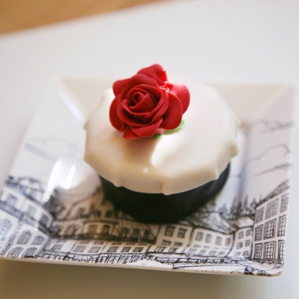 Valentine's Day Cupcakes Valentine's Day Cupcakes