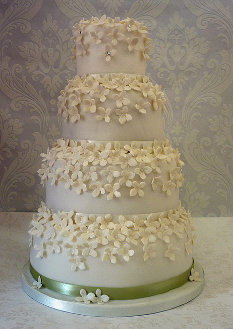 Wedding Cake with Hydrangeas