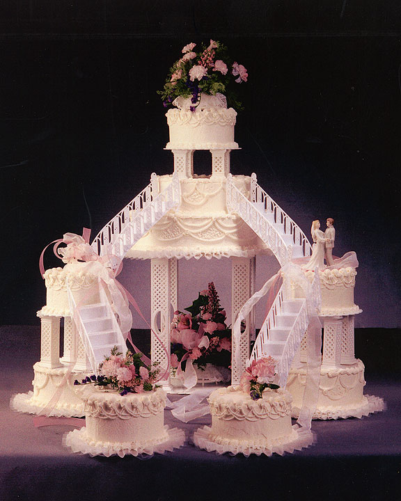 Wedding Cakes with Fountains