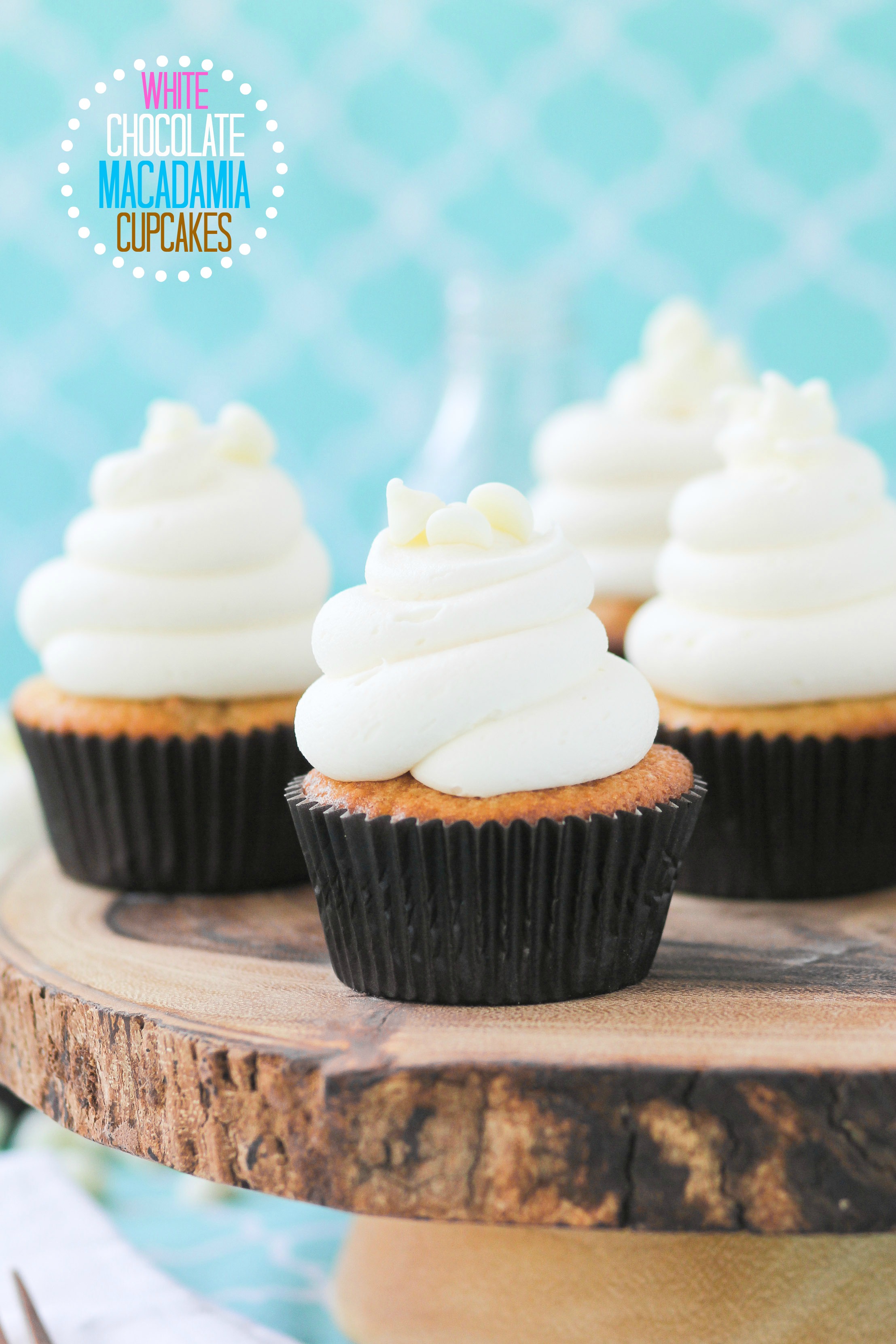 White Chocolate Macadamia Nut Cupcakes