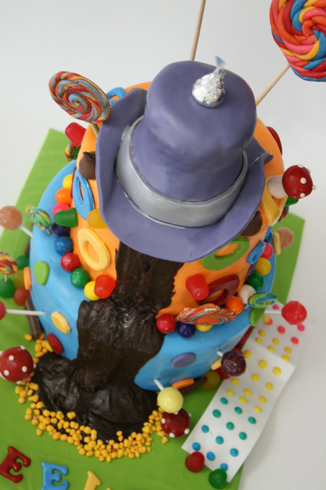 Willy Wonka and the Chocolate Factory Birthday Cake