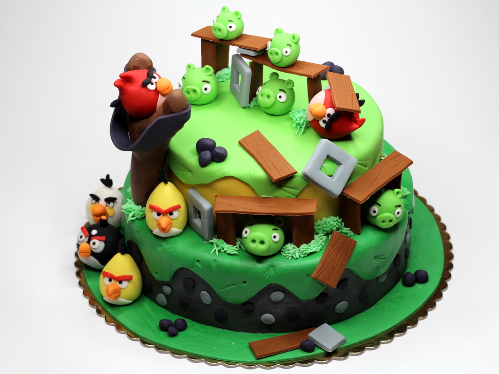 Angry Birds Birthday Cake