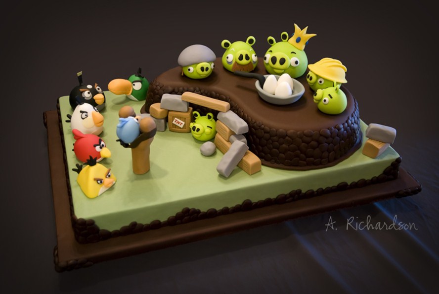 Angry Birds Birthday Cake