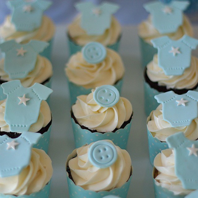 Baby Shower Cupcake Cake