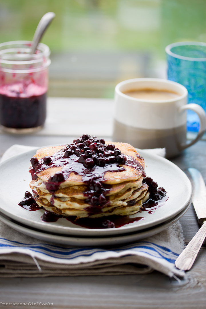 Blueberry Pancakes with Lemon Sauce Blueberry Pancakes with Lemon Sauce