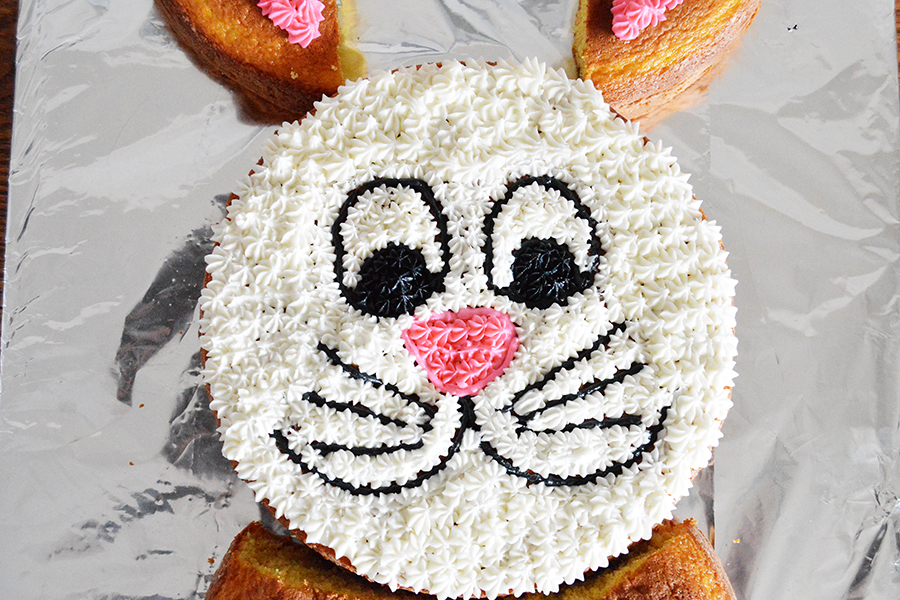 Bunny-Cut-Up-Cake