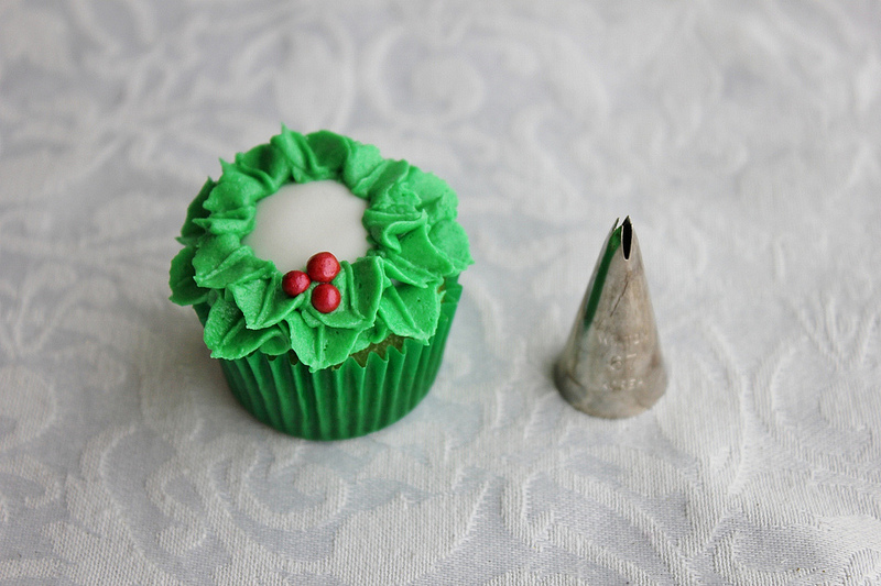 Christmas Tree Mini Cupcakes Christmas Tree Mini Cupcakes