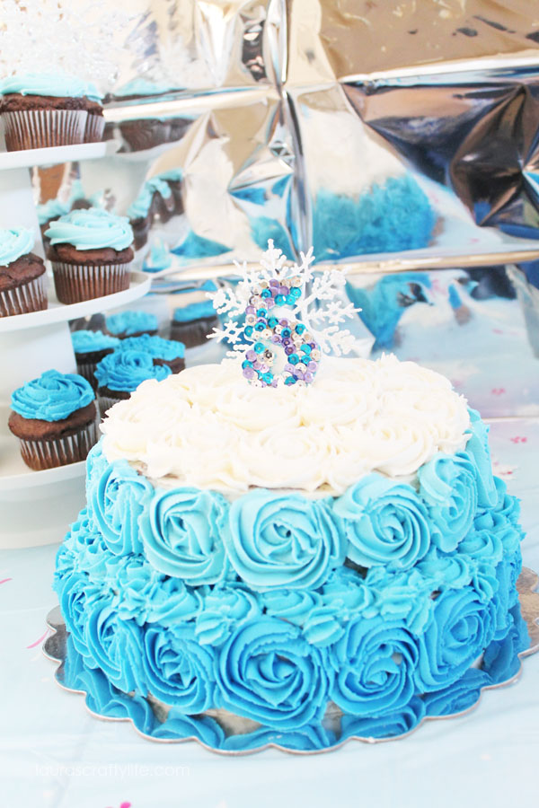 Disney Frozen Birthday Cake