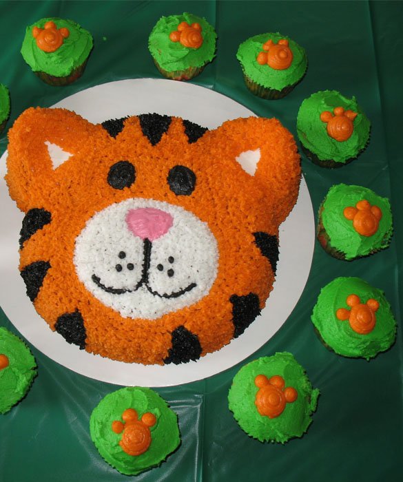 Easy Tiger Birthday Cake