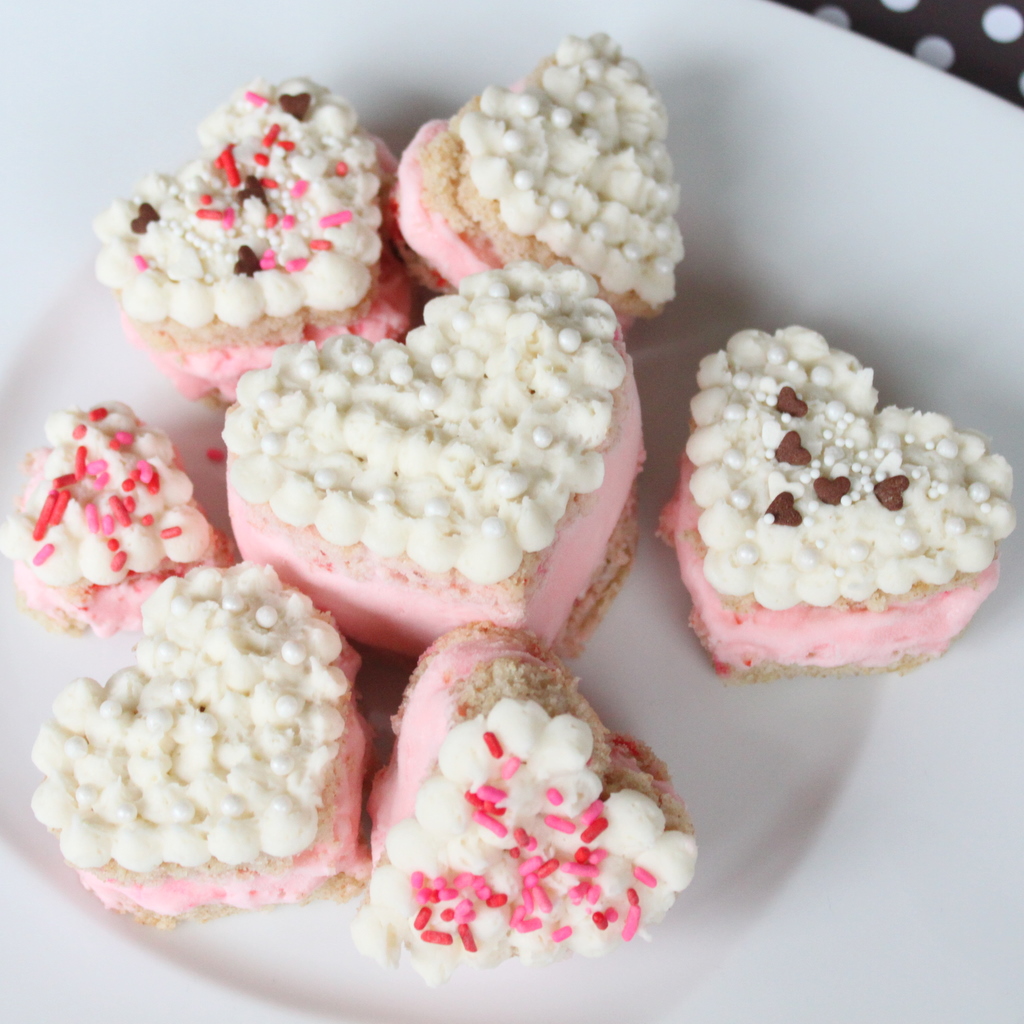 Heart Mini Ice Cream Cakes Heart Mini Ice Cream Cakes