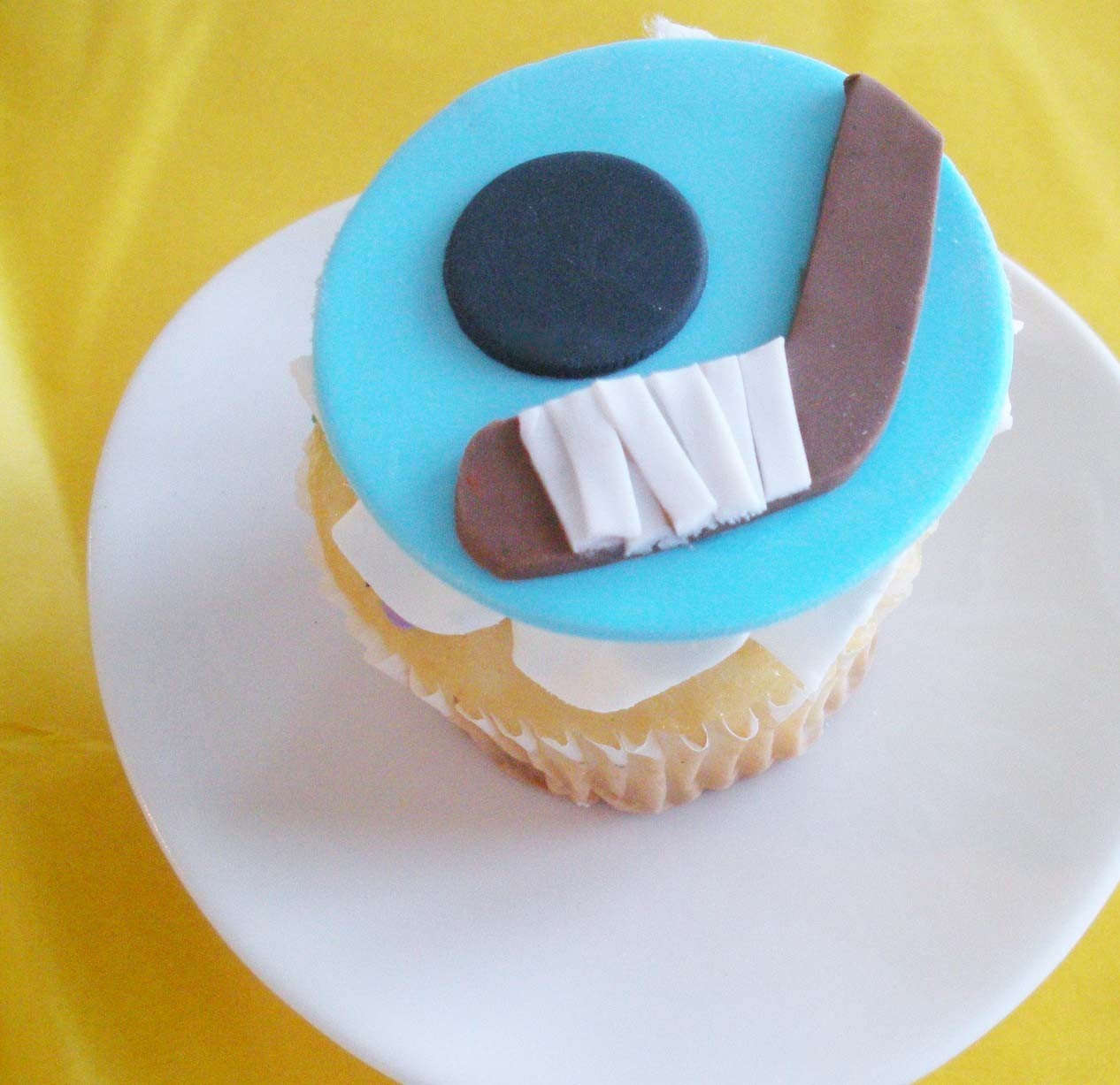 Hockey Cupcake Toppers Fondant Hockey Cupcake Toppers Fondant