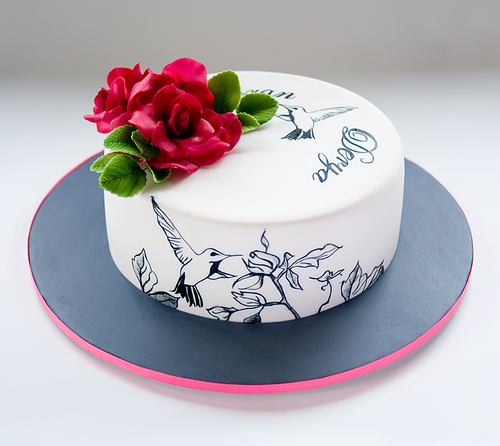 Hummingbird Cake Designs