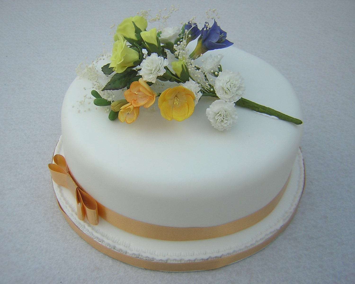 Simple One Tier Wedding Cakes