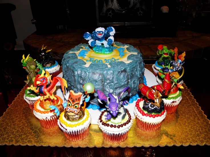 11 skylanders giants cupcakes