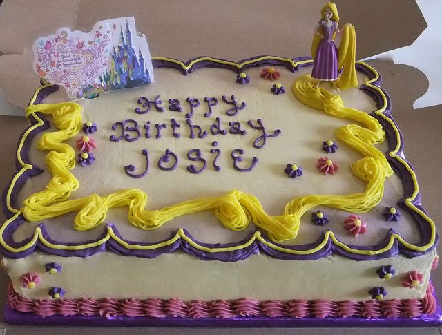 Tangled Birthday Cake