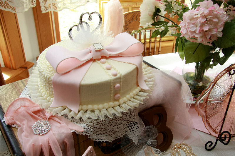 Vintage Bridal Shower Cake