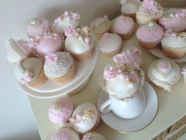 Vintage Cupcakes