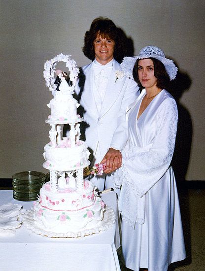 Wedding Cakes From the 1970s