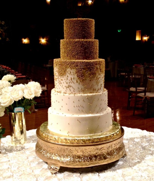 White and Gold Wedding Cake White and Gold Wedding Cake